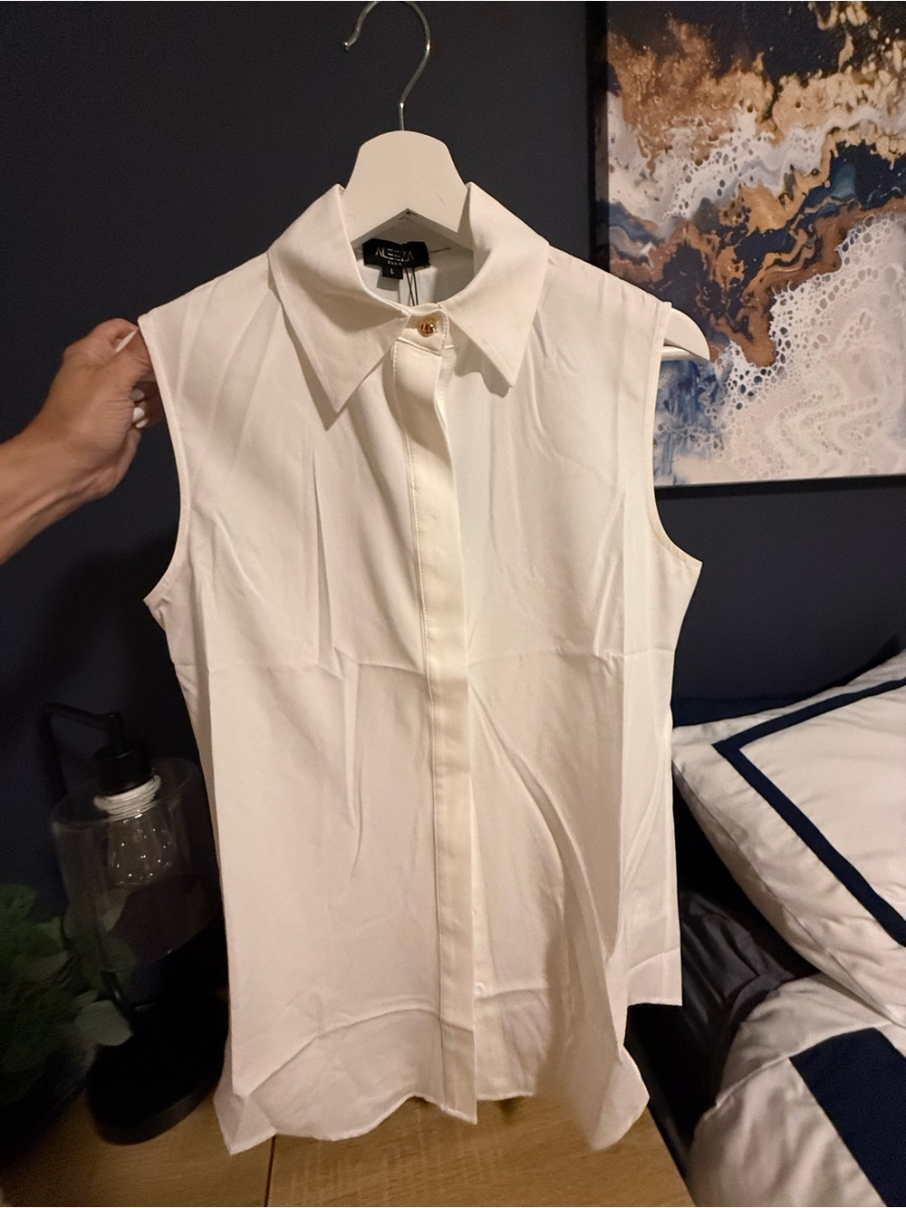 Aleeza Paris NWT sleeveless blouse Sz L